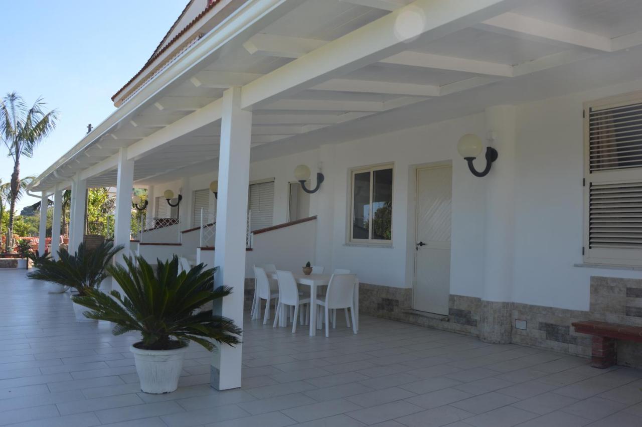 Santa Venere Apartments "Parcheggio Privato" Ricarica Auto Elettriche Tropea Bagian luar foto