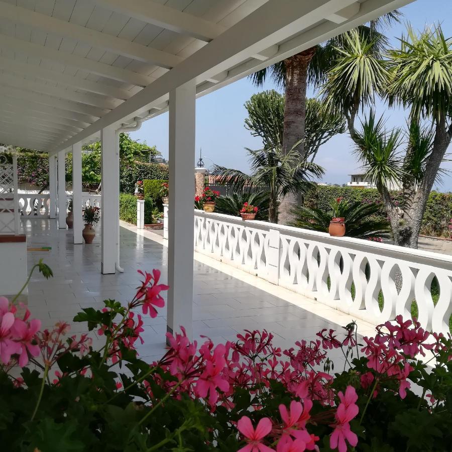 Santa Venere Apartments "Parcheggio Privato" Ricarica Auto Elettriche Tropea Bagian luar foto
