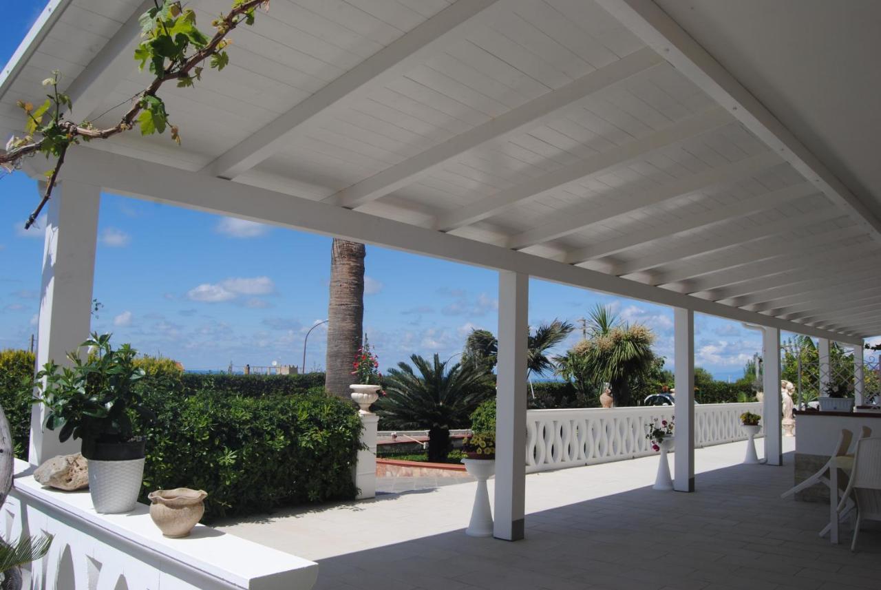Santa Venere Apartments "Parcheggio Privato" Ricarica Auto Elettriche Tropea Bagian luar foto