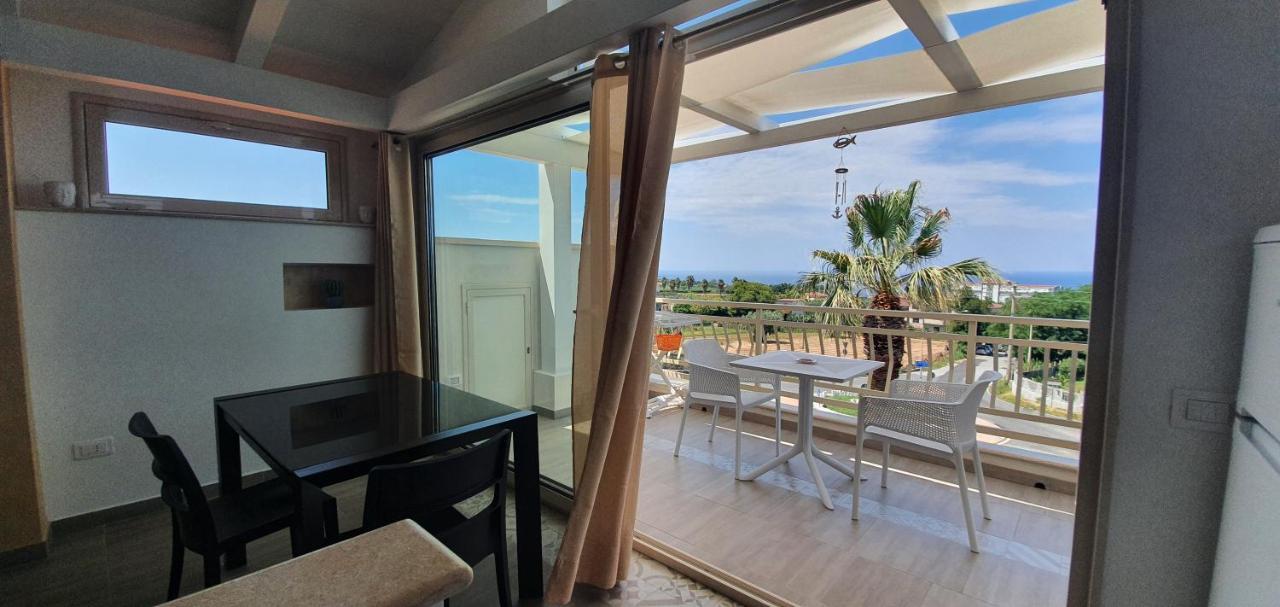 Santa Venere Apartments "Parcheggio Privato" Ricarica Auto Elettriche Tropea Bagian luar foto