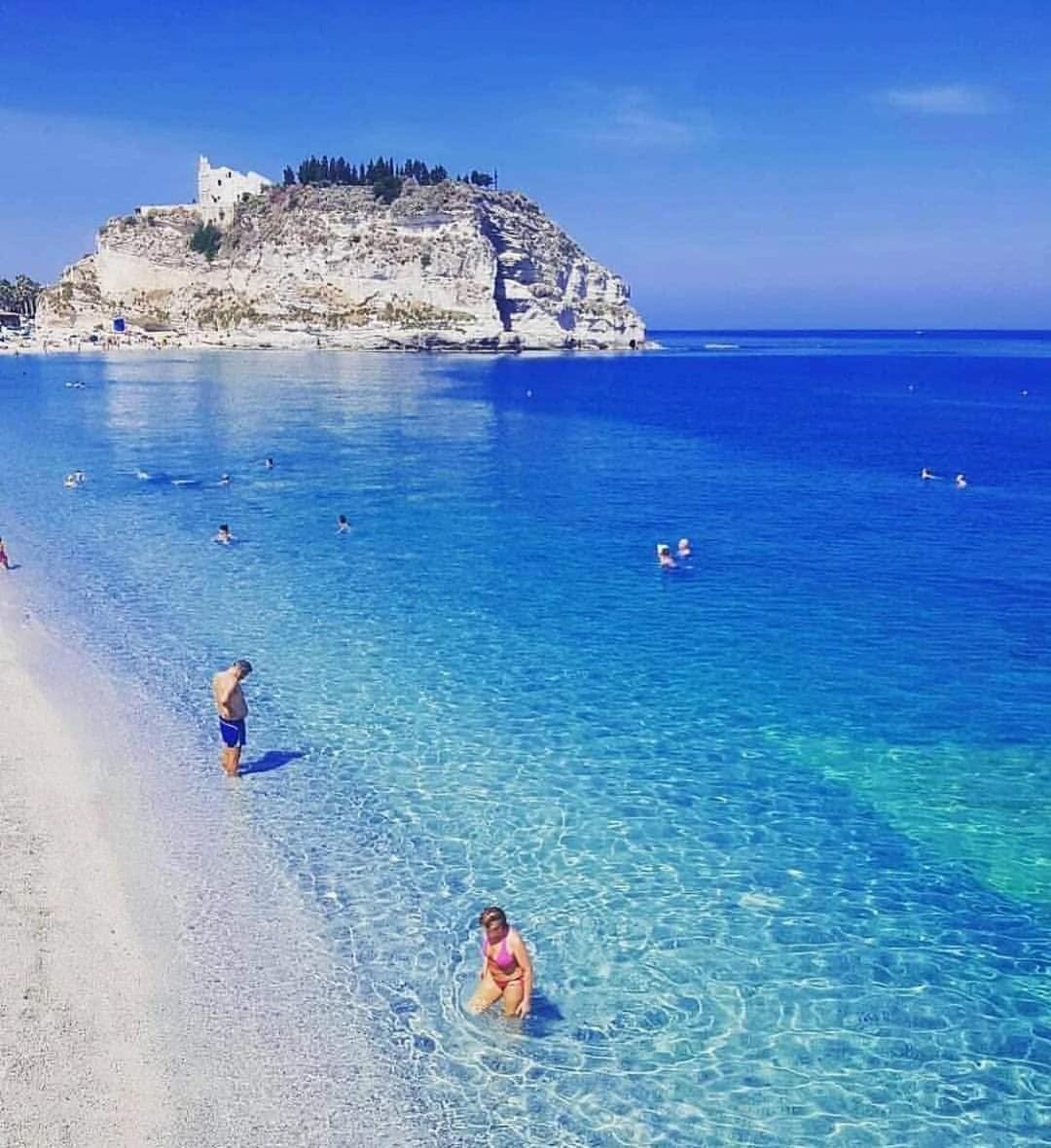 Santa Venere Apartments "Parcheggio Privato" Ricarica Auto Elettriche Tropea Bagian luar foto