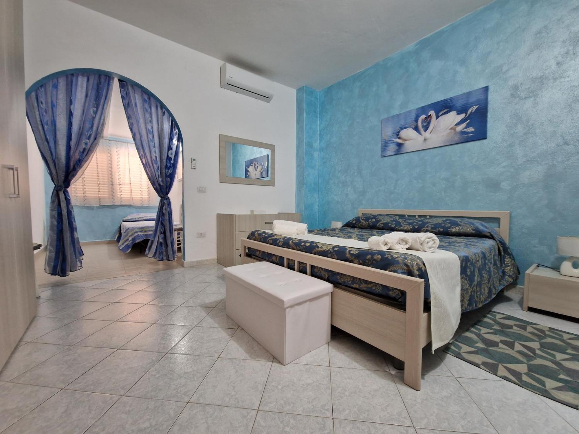 Santa Venere Apartments "Parcheggio Privato" Ricarica Auto Elettriche Tropea Bagian luar foto